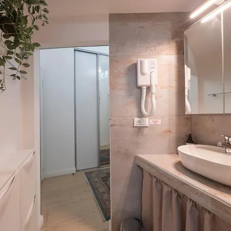 Luxury White Loft Orti 14
